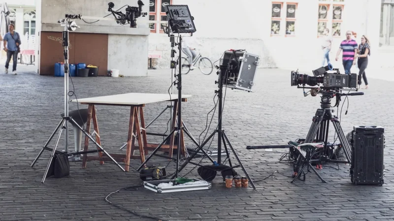Jak AI rewolucjonizuje produkcję reklam telewizyjnych