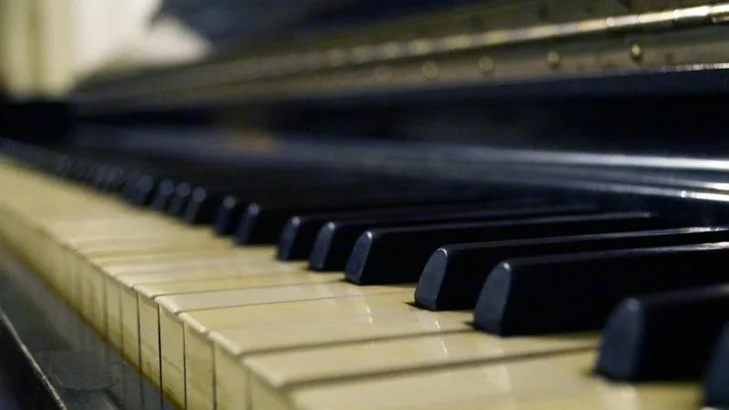 Jak uzyskać doskonałe brzmienie z używanego pianina i fortepianu