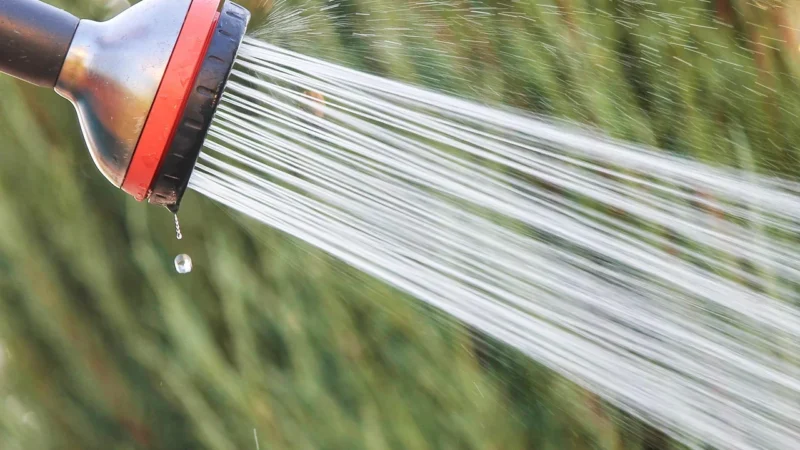 Zatkane rury? Pogotowie WUKO i hydraulicy na ratunek